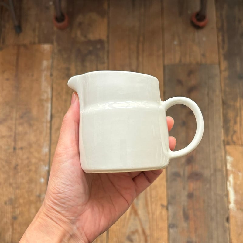 あぴ様ホワイト1 arabia pitcher HF model white | retro number