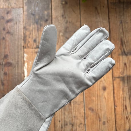 Finland glove