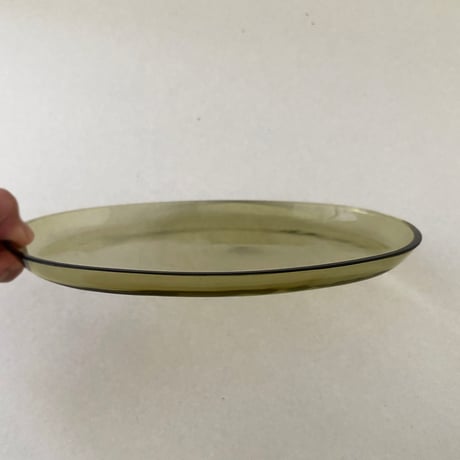brown glass oval plate riihimaki?