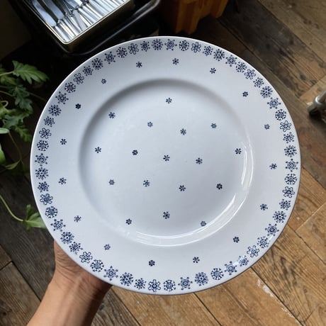 arabia snowflake plate