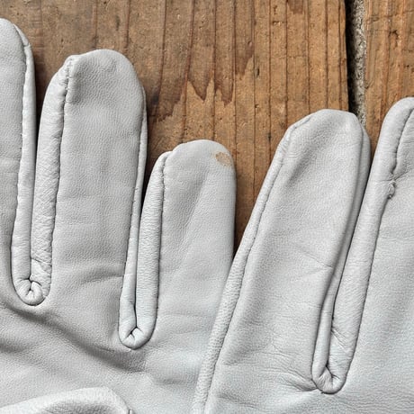 Finland glove