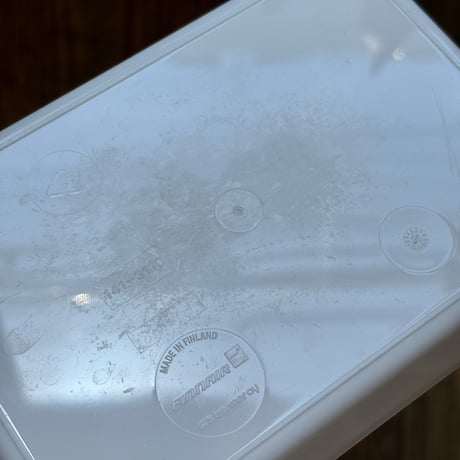 Finnair white plate