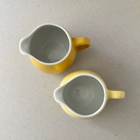 arabia  Kesto creamer Kaj Franck  yellow
