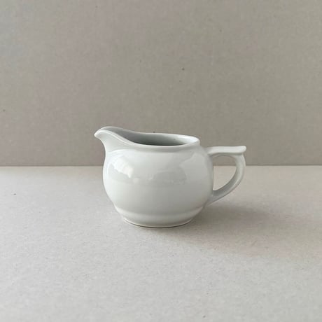 arabia creamer white L
