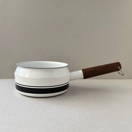 Finland FINEL pan black line
