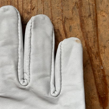 Finland glove