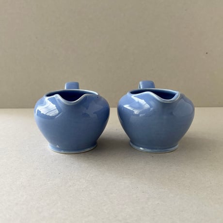 arabia creamer blue