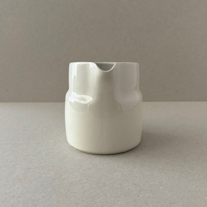 arabia pitcher HF model white | retro number