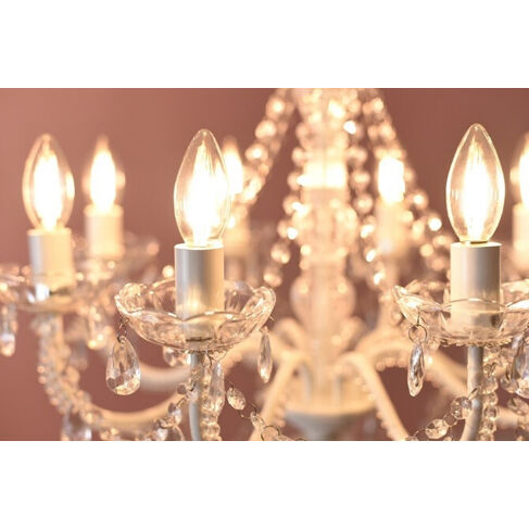 【LED付・簡単取付】8灯プリンセスホワイトシャンデリア LED付・簡単取付】8灯プリンセスホワイトシャンデリア