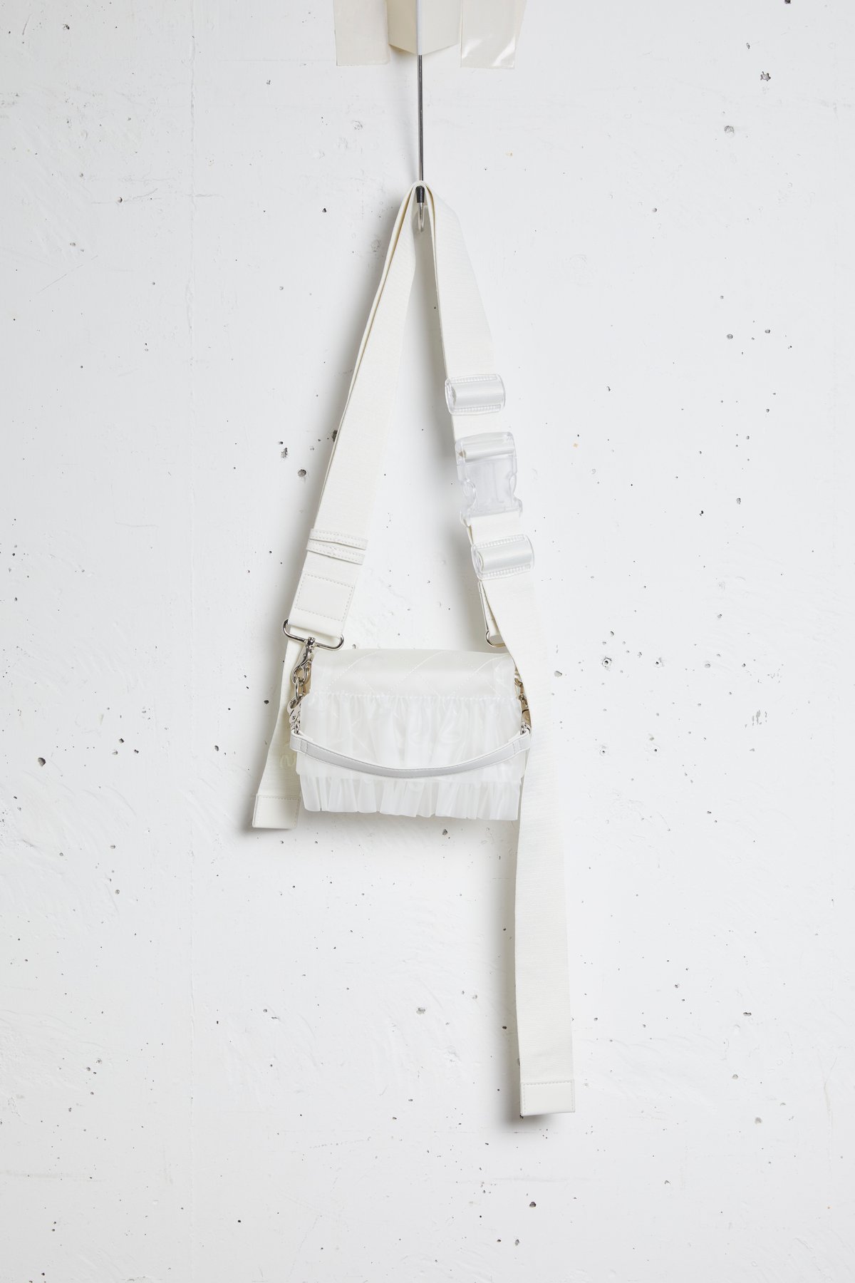 queue frill crossbody bag micro petit」SI24A016 