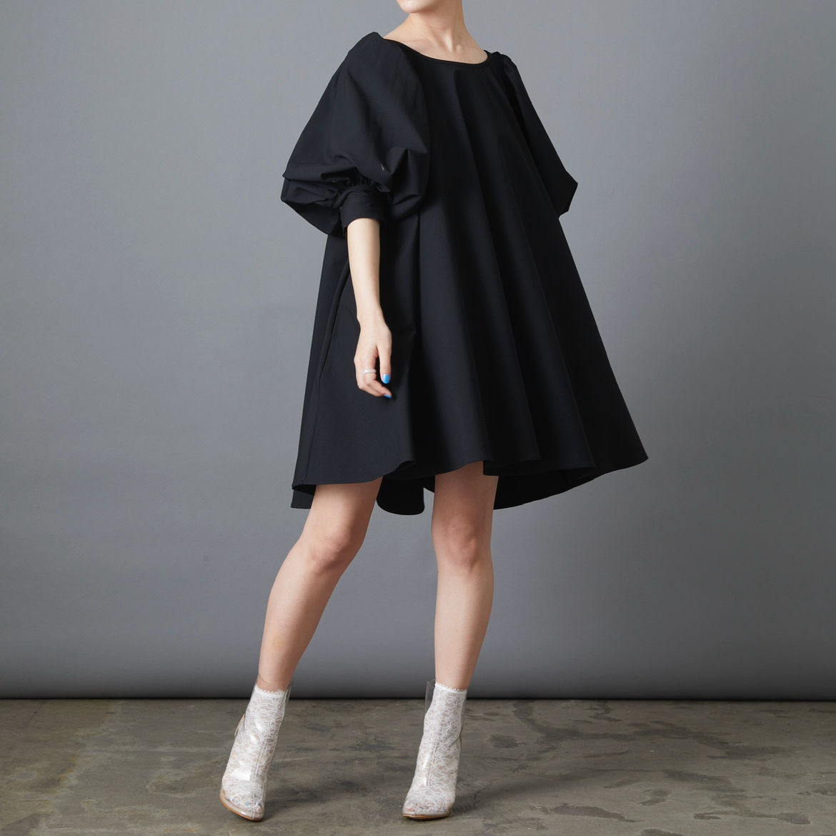 curtain onepiece」SI23V0103（50）black | S / île 
