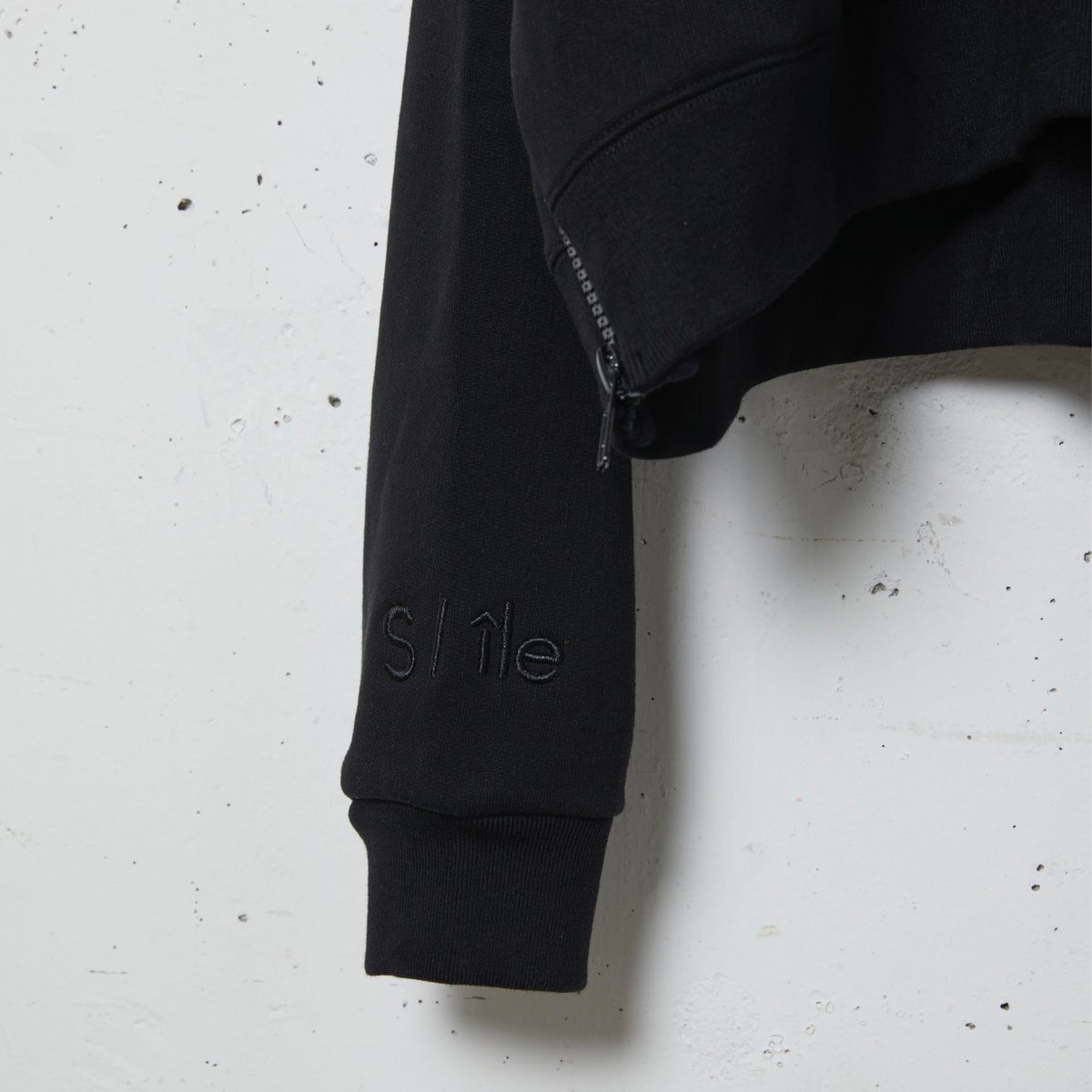 S / île hoodie」sile シールフーディパーカー黒