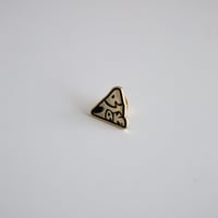 aTak ロゴ ピンバッチ