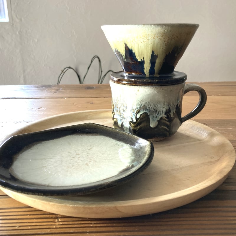 朝鮮唐津コーヒーカップ&ソーサーとドリッパーセット Set for 朝鮮唐津コーヒーカップ&ソーサーとドリッパーセット Set for