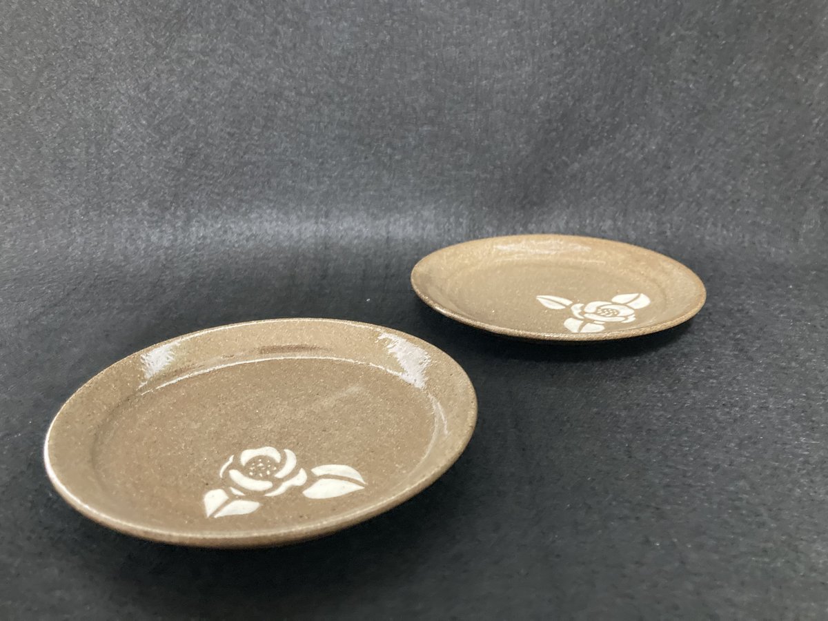 型紙摺り絵（かたがみすりえ）花模様の取り皿2枚セット | 亀翁窯分室
