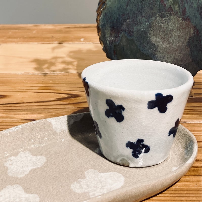 蕎麦猪口（そばちょこ：白地×水玉、花模様）2個1セット | 亀翁窯分室