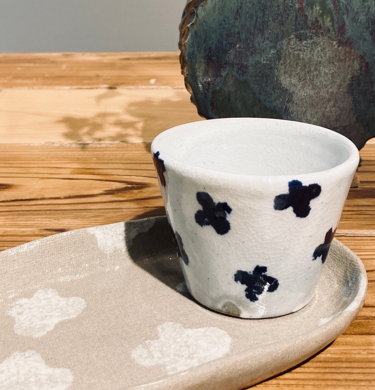 蕎麦猪口（そばちょこ：白地×水玉、花模様）2個1セット | 亀翁窯分室