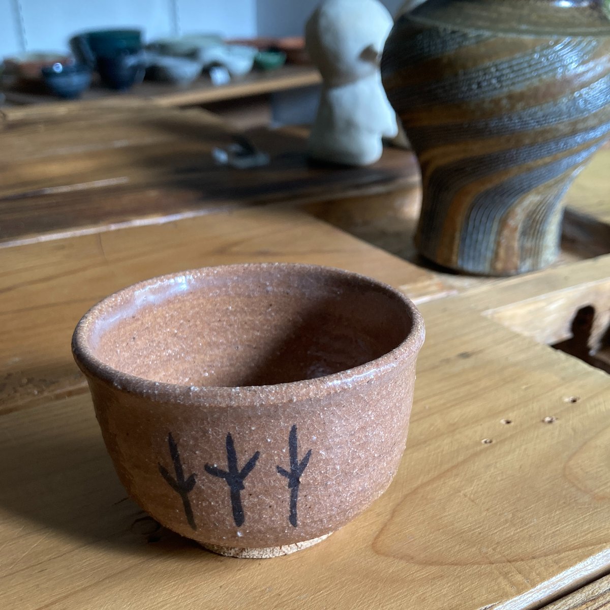 絵唐津（えからつ）ぐい吞み 植物模様 | 亀翁窯分室 / Gallery Kiou-Gama