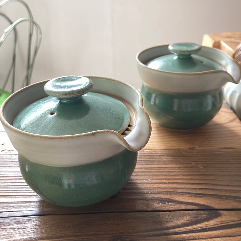宝瓶(お茶を淹れる器)※緑釉と自然釉の2種類 | 亀翁窯分室 宝瓶(お茶を淹れる器)※緑釉と自然釉の2種類 | 亀翁窯分室