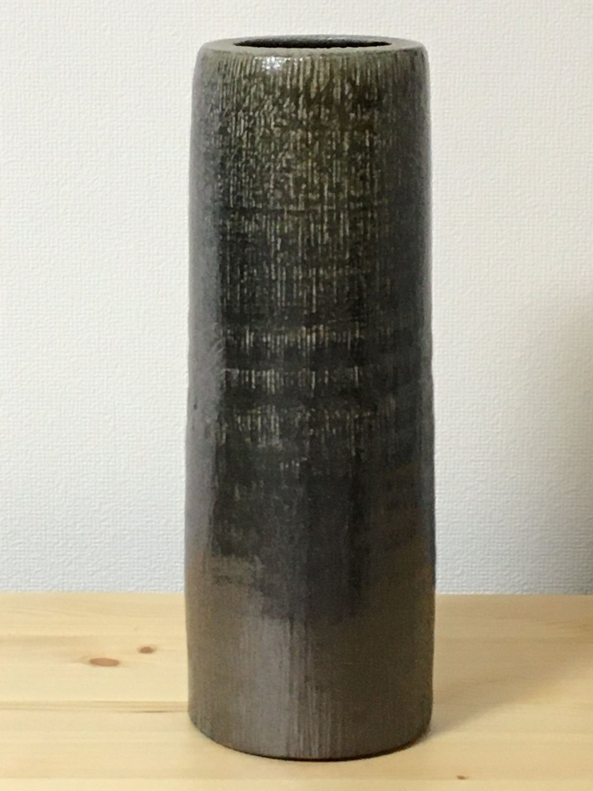 焼き締め（やきしめ）花入れ | 亀翁窯分室 / Gallery Kiou-Gama