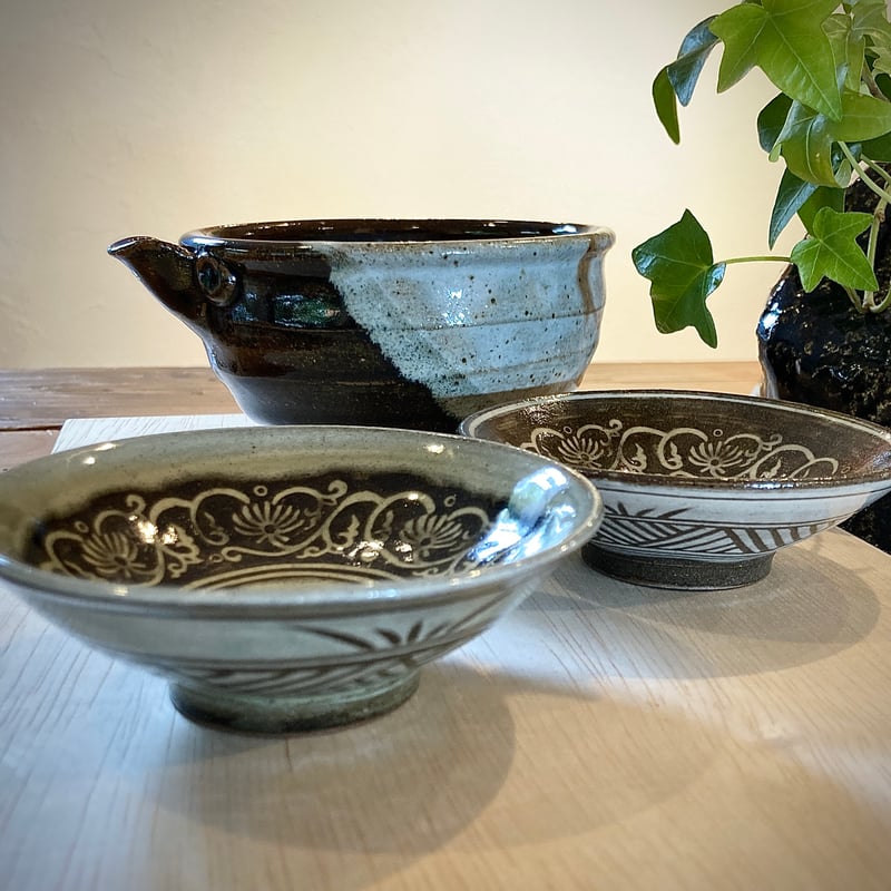 鉢■刷毛目 三島模様 久宝 菓子鉢 菓子器 平鉢 古美術 時代物 骨董品■ Yahoo!オークション - 鉢 刷毛目 三島模様 久宝 菓子鉢 菓子器