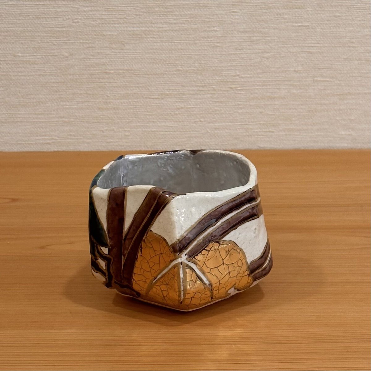 梅山窯 中村卓夫 角々碗 作家もの 向付 小鉢 共箱 共布 九谷焼 ② 梅山窯 中村卓夫 角々碗 作家もの 向付 小鉢 共箱 共布 九谷焼 ②