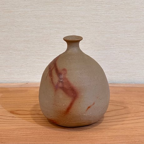 伊勢崎満　備前扁壷花生