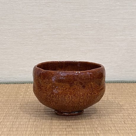 9代大樋長左衛門　飴薬茶碗