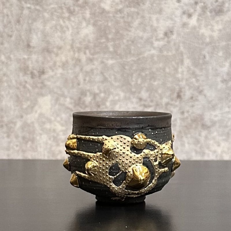 二代 諏訪蘇山 青磁 桃形盃 ぐい呑み 酒器 二代 諏訪蘇山 青磁 桃形盃