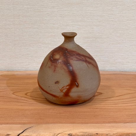 伊勢崎満　備前扁壷花生