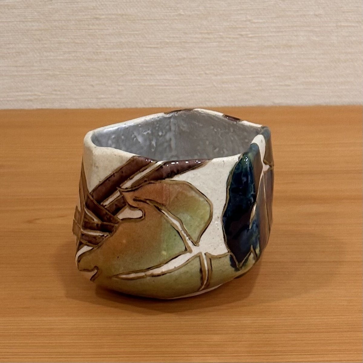 梅山窯　中村卓夫　角々碗　作家もの　向付　小鉢　共箱　共布　九谷焼① 梅山窯 中村卓夫 角々碗 作家もの 向付 小鉢 共箱 共布 九谷焼 ②