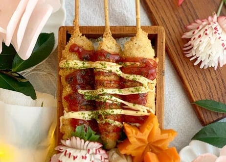 【少量サイズ/送料別】鶏串カツ30g（10本入り）【業務用 鶏肉 冷凍食品 串カツ 通販 串揚げ 肉 イベント オードブル 弁当 パーティ おつまみ 居酒屋 時短】