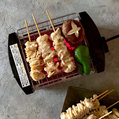 【少量サイズ/送料別】焼き鳥 鶏皮串 30g 50本（50本×1箱）業務用 加熱済み 冷凍 焼鳥 皮串 かわ串 居酒屋 学園祭 屋台 イベント キッチンカー お祭り