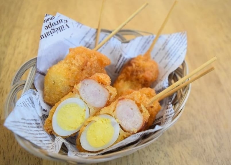 少量サイズ/送料別】うずらウィンナー串20g（20本入り）【業務用 鶏肉