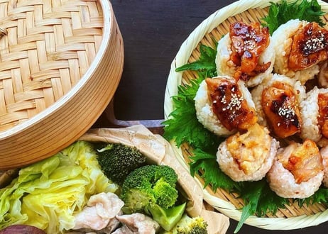 【少量サイズ/送料別】大粒ローストカットチキン（1kg袋）【業務用 冷凍食品 鶏肉 通販 クリスマス 肉 バーベキュー もも肉 イベント オードブル 焼き鳥 パーティ 居酒屋 時短】