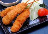 【送料無料 業務用】鶏串カツ30g　150本入り（10本×15袋）【冷凍食品 業務用 鶏肉 もも肉 串カツ 串揚げ イベント オードブル 弁当 パーティ おつまみ 居酒屋 時短】
