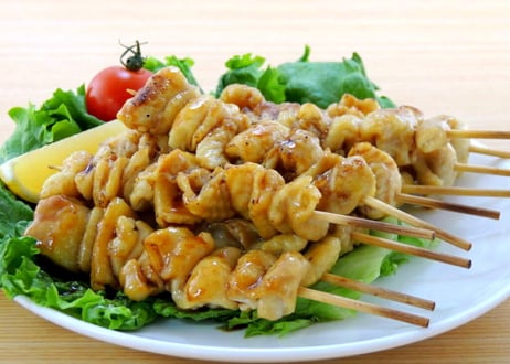【送料無料 業務用】焼き鳥 かわ串 30g 300本（50本×6箱）冷凍 加熱済み 飲食店 居酒屋 学園祭 屋台 イベント BBQ キッチンカー お祭り