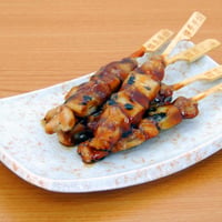 【送料無料 業務用】炭火焼鳥もも葱串たれ 22g 400本（50本×8箱）【冷凍食品 鶏肉 もも肉 焼き鳥 パーティ キャンプ 串焼き バーベキュー おつまみ 時短 たれ レンジ】