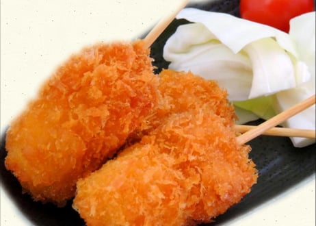 【送料無料 業務用】うずらウィンナー串20g　400本入り（20本×10袋×2合わせ）【冷凍食品 鶏肉 串カツ 串揚げ イベント オードブル お弁当 パーティ おつまみ 居酒屋 時短】