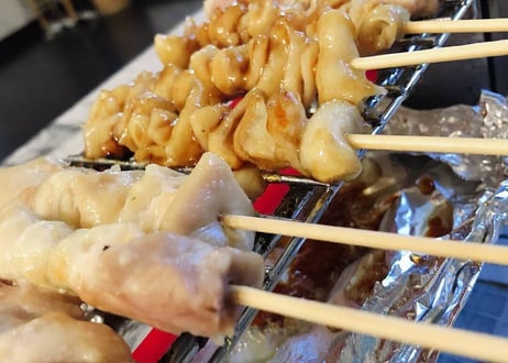 【少量サイズ/送料別】焼鳥もも串（スチーム加熱済み）30g（50本入り）【焼き鳥業務用 焼き鳥冷凍業務用 業務用焼き鳥加熱済み スチーム焼き鳥 イベント 祭り もも肉 やきとり】