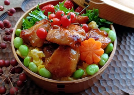 【少量サイズ/送料別】大粒ローストカットチキン（1kg袋）【業務用 冷凍食品 鶏肉 通販 クリスマス 肉 バーベキュー もも肉 イベント オードブル 焼き鳥 パーティ 居酒屋 時短】