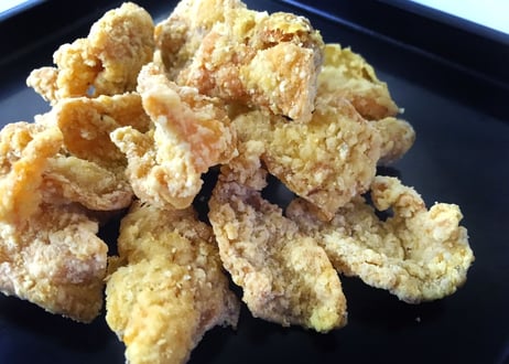 【送料無料 業務用】パリパリ鶏皮揚げ500g　8kg入り（500ｇ×8袋×2合わせ）【冷凍食品 業務用 から揚げ 鶏肉 鶏皮 イベント オードブル パーティ おつまみ お弁当 居酒屋 時短】