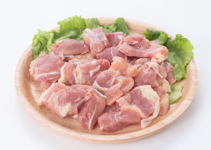 送料無料 業務用】ブラジル産鶏もも 角切30/40 12kg入り(2kg×6P 送料無料 業務用】ブラジル産鶏もも 角切30/40 12kg入り(2kg×6P