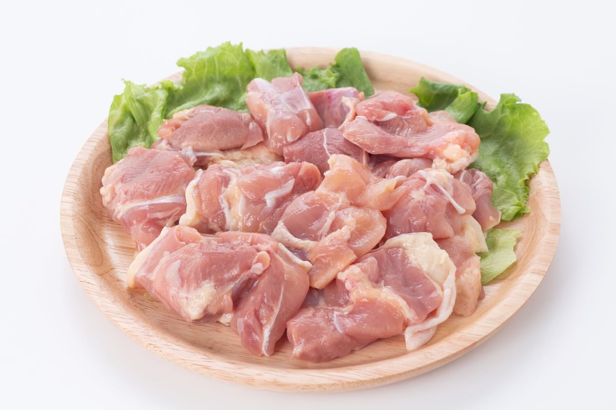 鶏もも肉 12kg 切り身 角切 業務用 冷凍 2kg×6袋（1個あたり30～40g