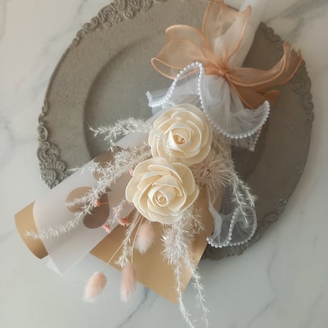 ソラフラワーローズ×ゴールドラッピング花束