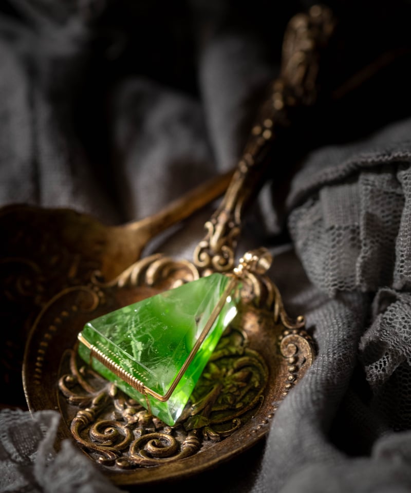 思考とハート☆グリーン | E Ku'u Crystal