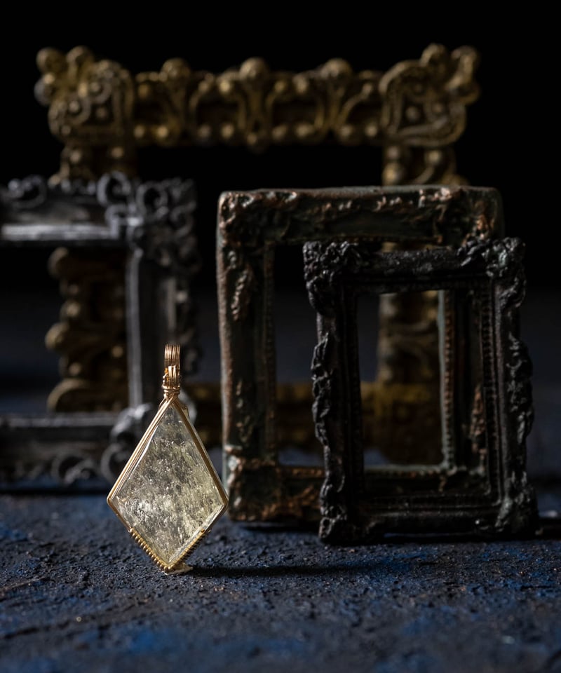 話題の！✨リビアングラス✨新入荷！隕石衝突！ リビアングラス