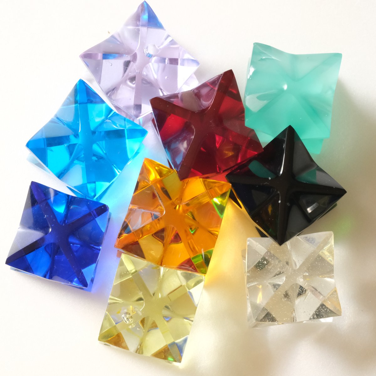 naru*·　チャクラカラー　セット　アンダラクリスタル　虹入りあり　ポーチ付き チャクラセット☆マカバ | E Ku'u Crystal