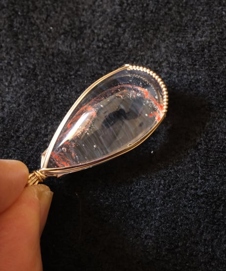 使命に咲く花★レッドインクルージョン