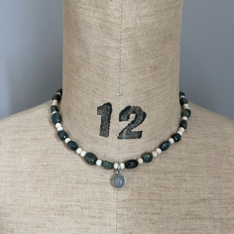 stone necklace ✩*ೃ.⋆（green garnet/fossil/agate）